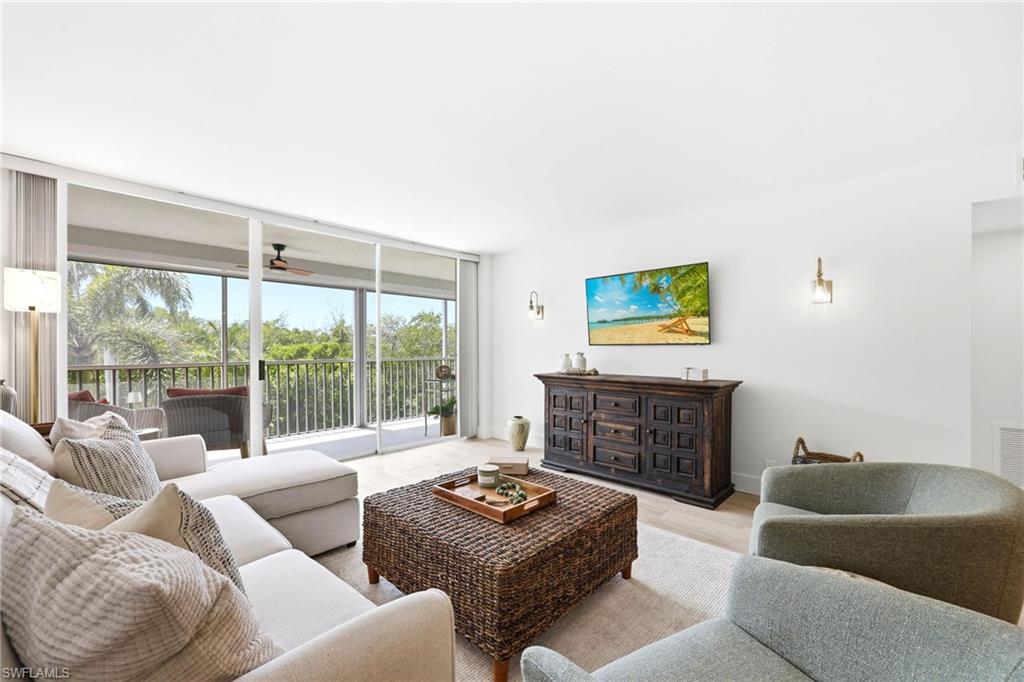 3 Bluebill AVE 303