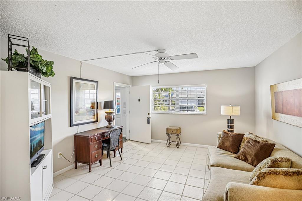 1514 Edgewater CIR 3A photo 6