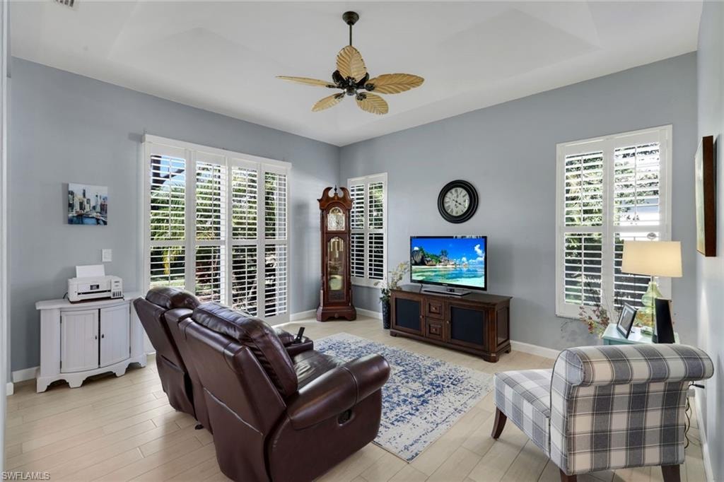 3232 Sundance CIR