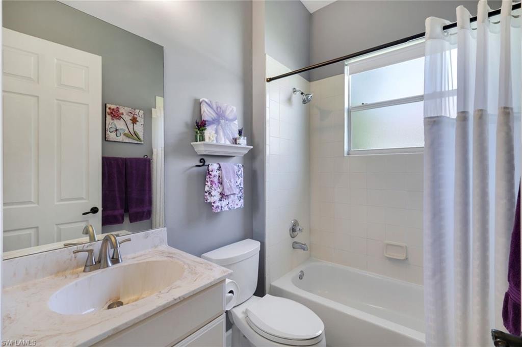 3232 Sundance CIR photo 24