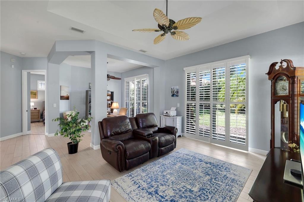 3232 Sundance CIR