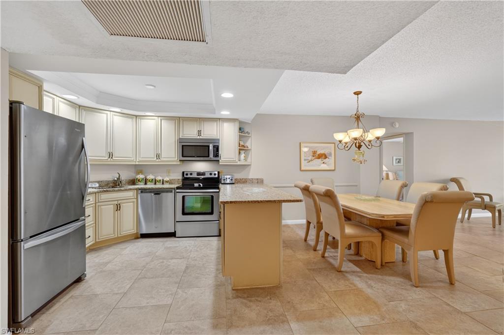 5 Bluebill AVE 201 photo 10