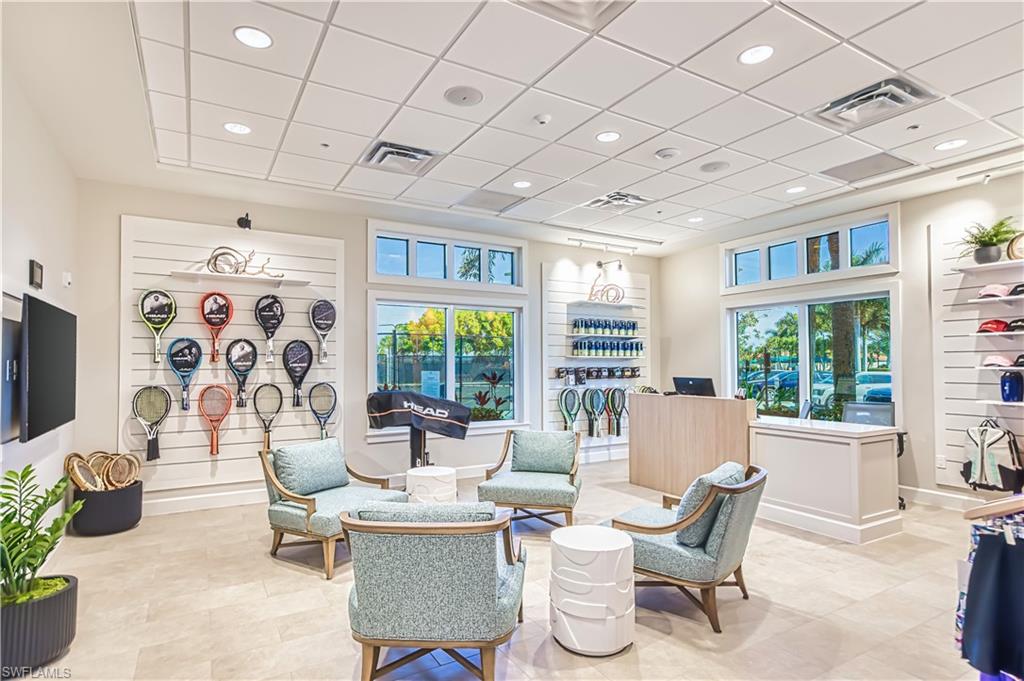 Lobby/Tennis Shop