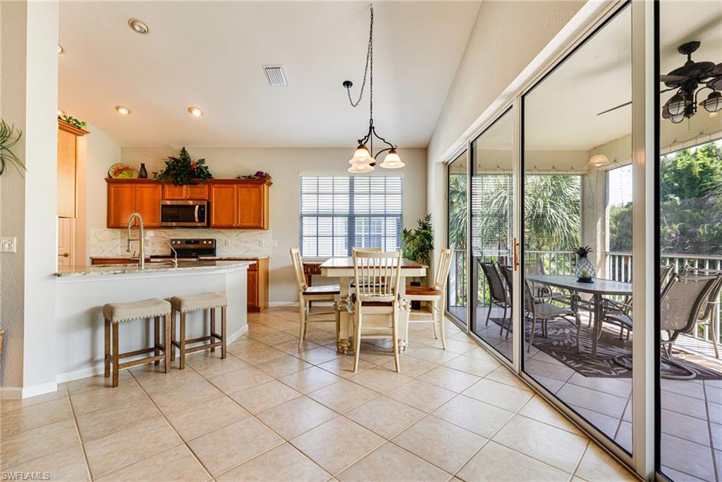 19081 RIDGEPOINT DR 201 photo 21