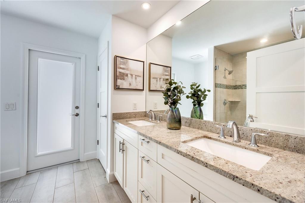 8058 Vera Cruz WAY photo 32