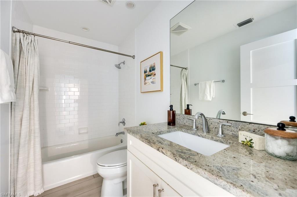 8058 Vera Cruz WAY photo 34