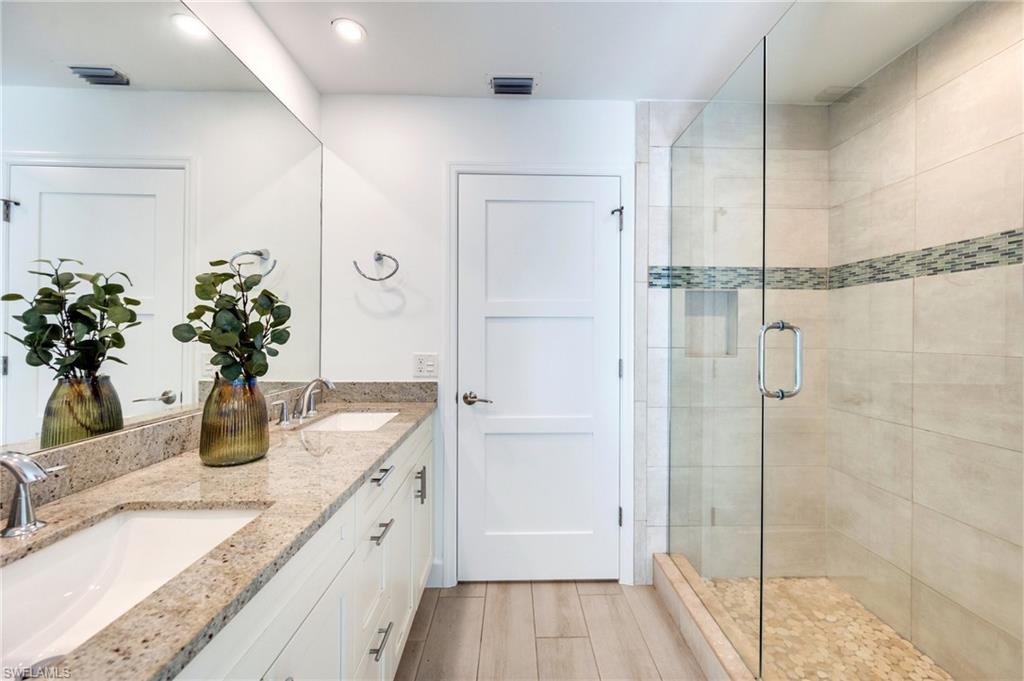 8058 Vera Cruz WAY photo 33
