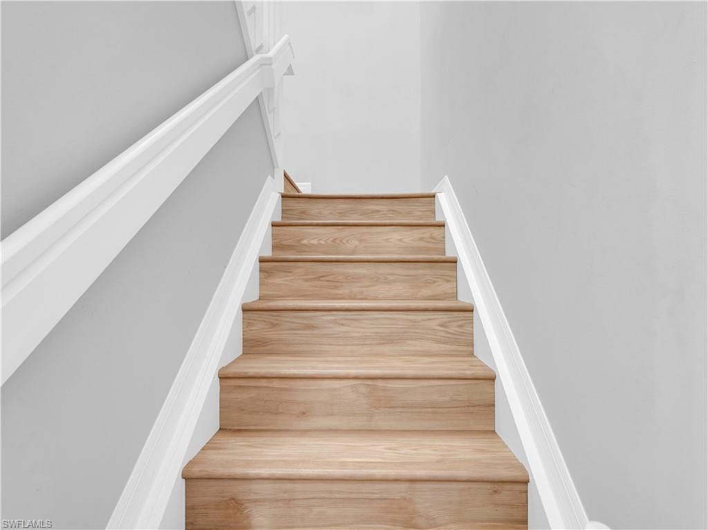 5384 Brin WAY photo 9