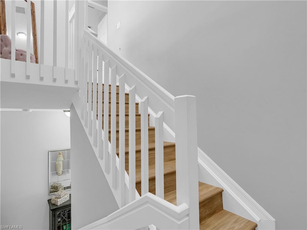 5384 Brin WAY photo 8