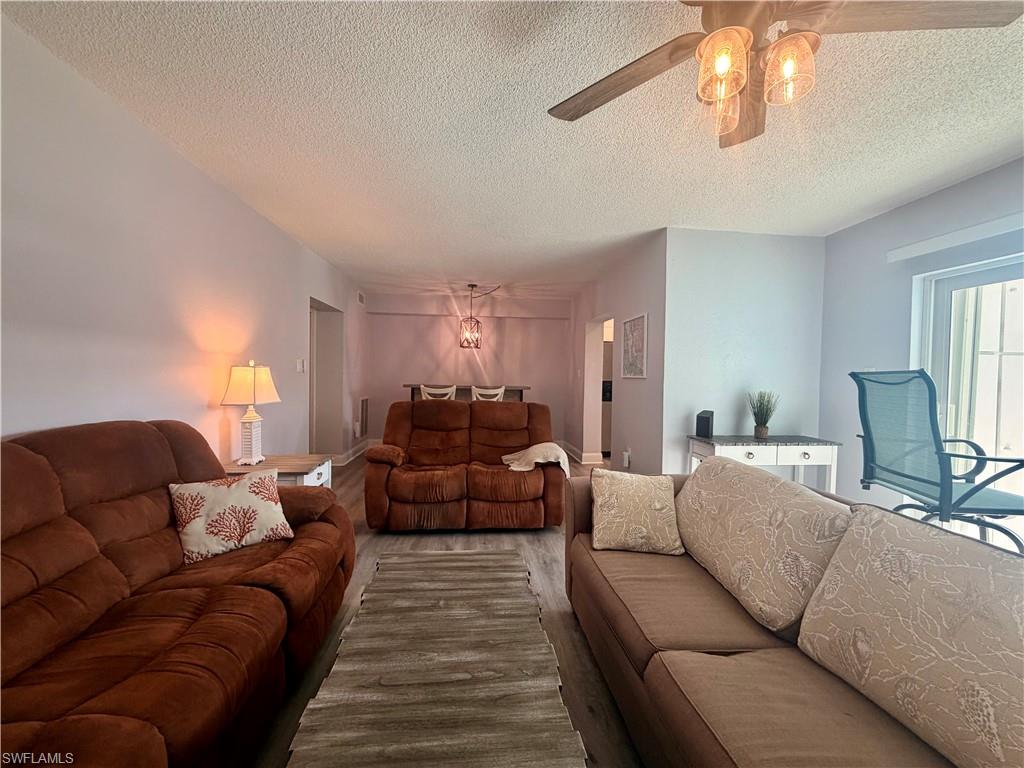 4912 Vincennes ST 103 photo 7