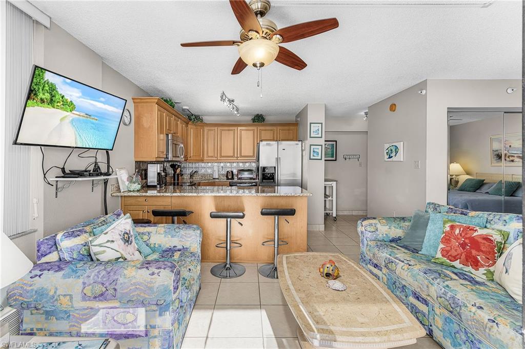 8701 Estero BLVD 907 photo 6