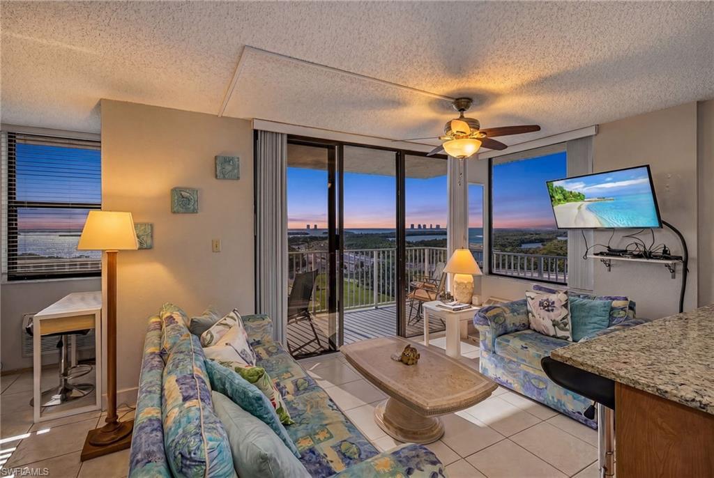 8701 Estero BLVD 907 photo 24