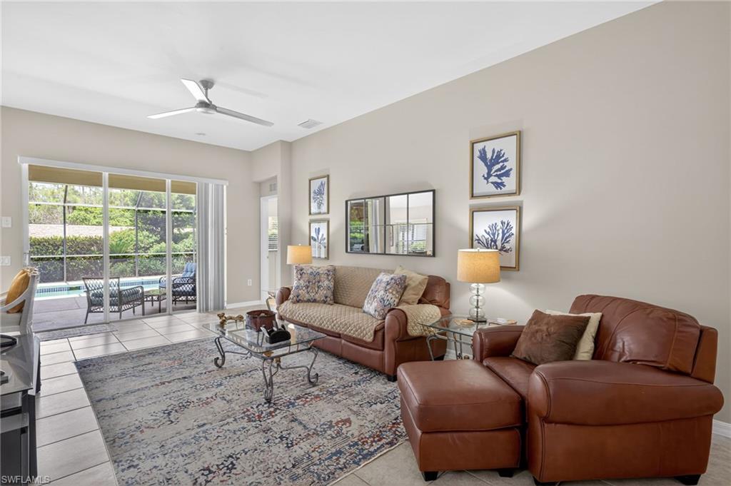 10082 Oakhurst WAY photo 6