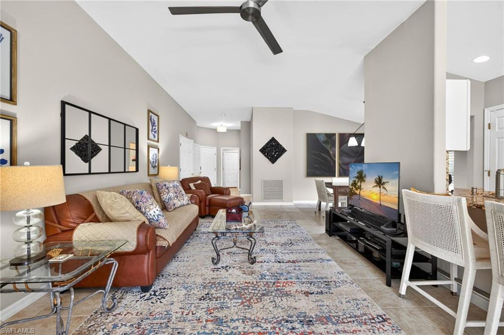 10082 Oakhurst WAY photo 7