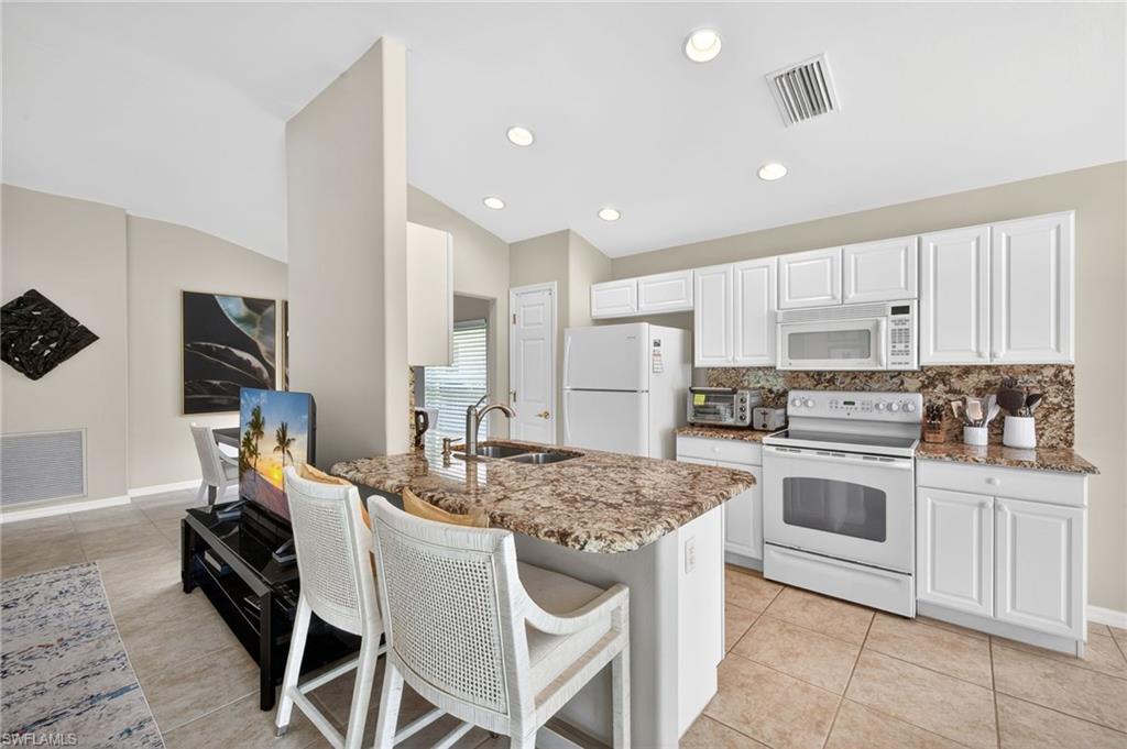 10082 Oakhurst WAY photo 11