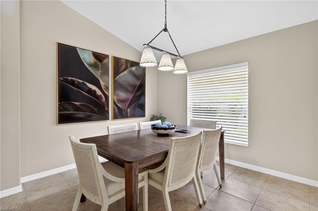 10082 Oakhurst WAY photo 8