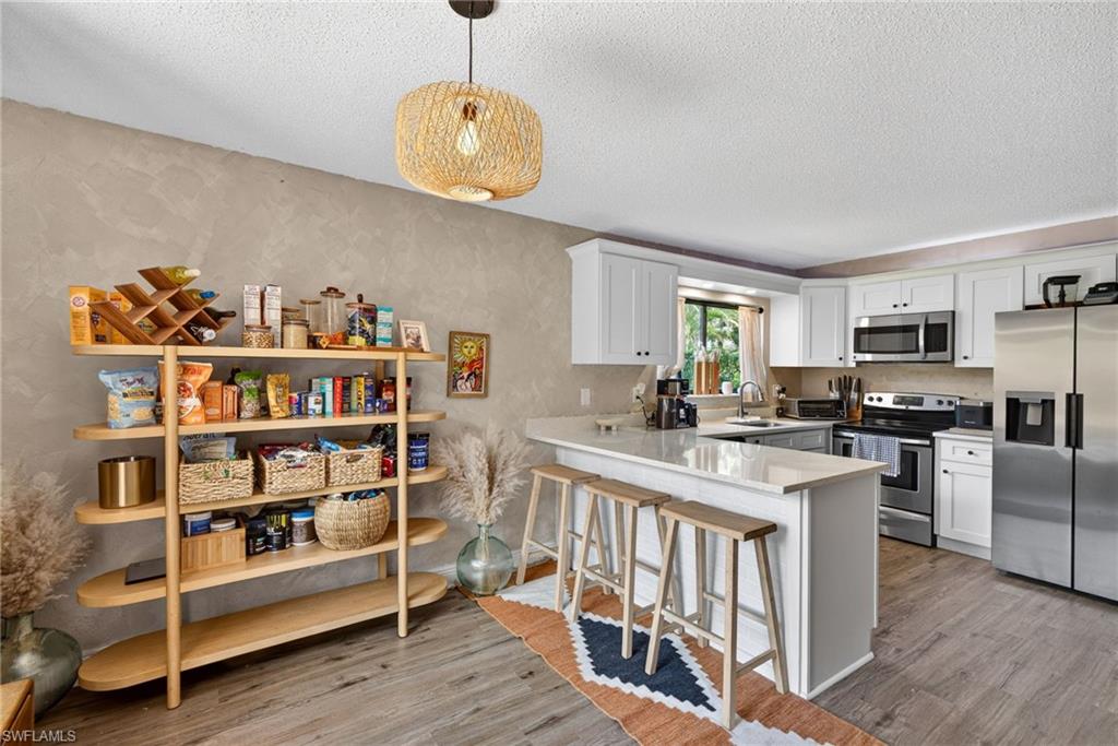1466 Park Shore CIR 3