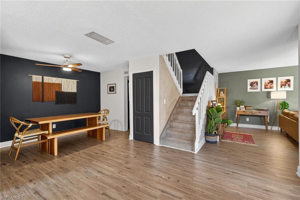 1466 Park Shore CIR 3 photo 10
