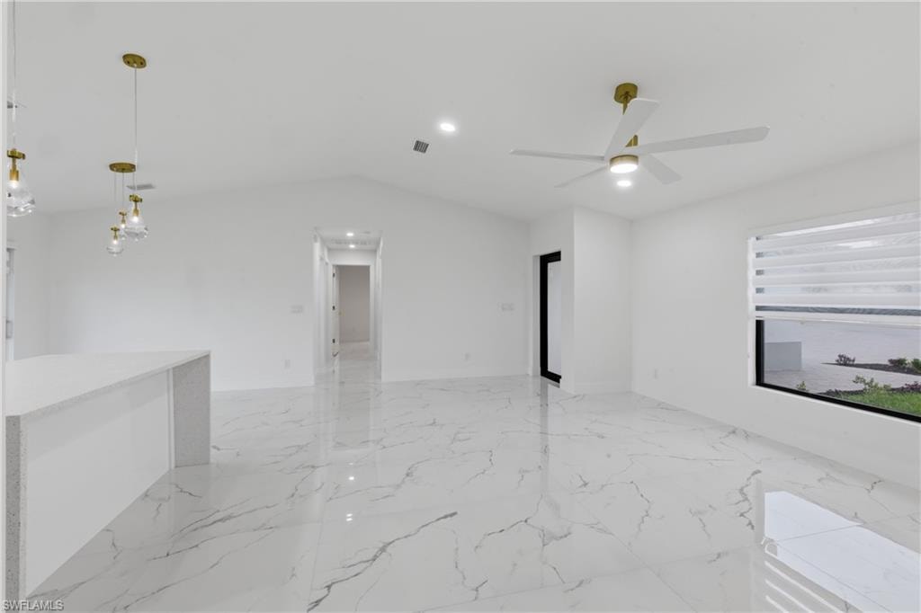 2201 NE 10TH PL photo 28
