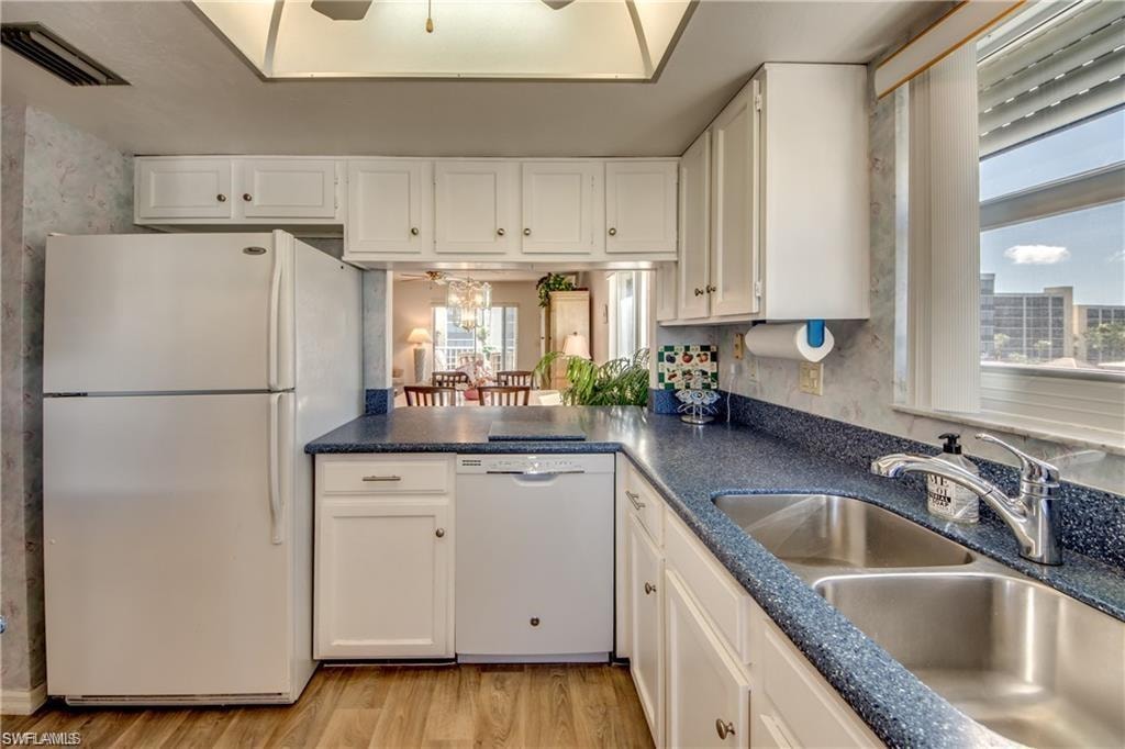 4541 Bay Beach LN 341 photo 13