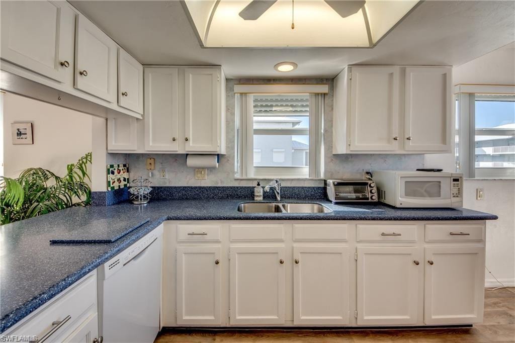 4541 Bay Beach LN 341 photo 14