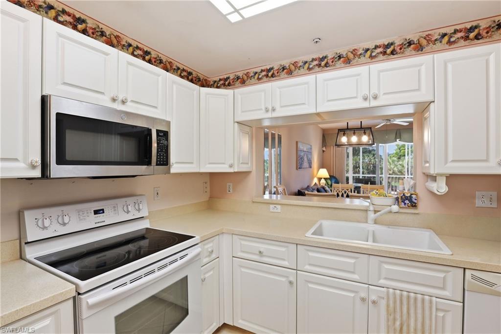 9200 Highland Woods BLVD 1204 photo 6
