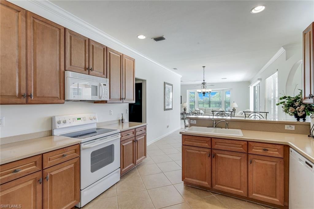 15076 BALMORAL LOOP photo 13