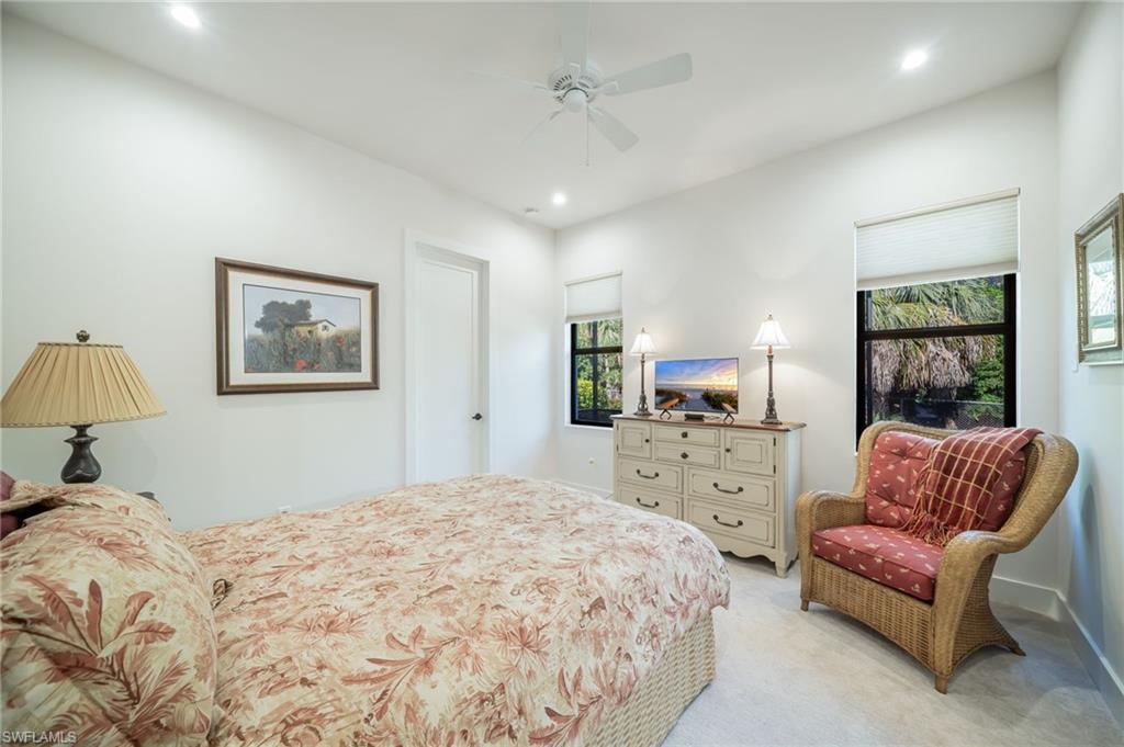 2943 Coco Lakes DR photo 18