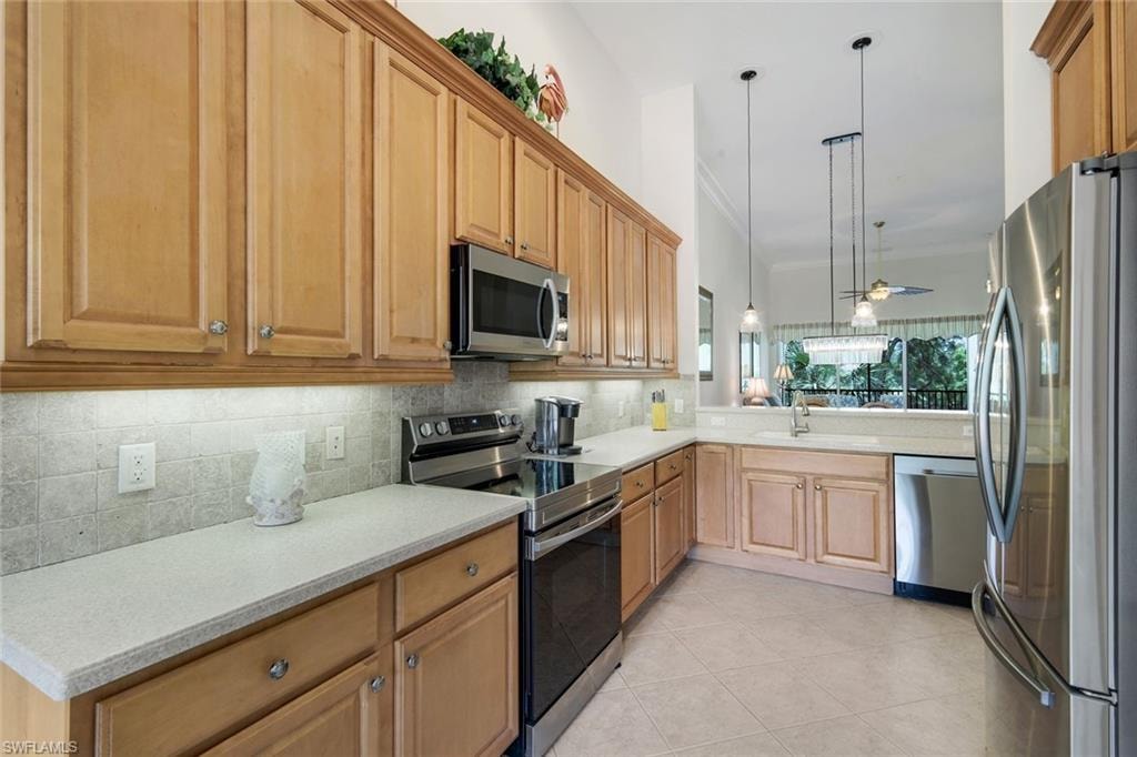 12080 Matera LN 204