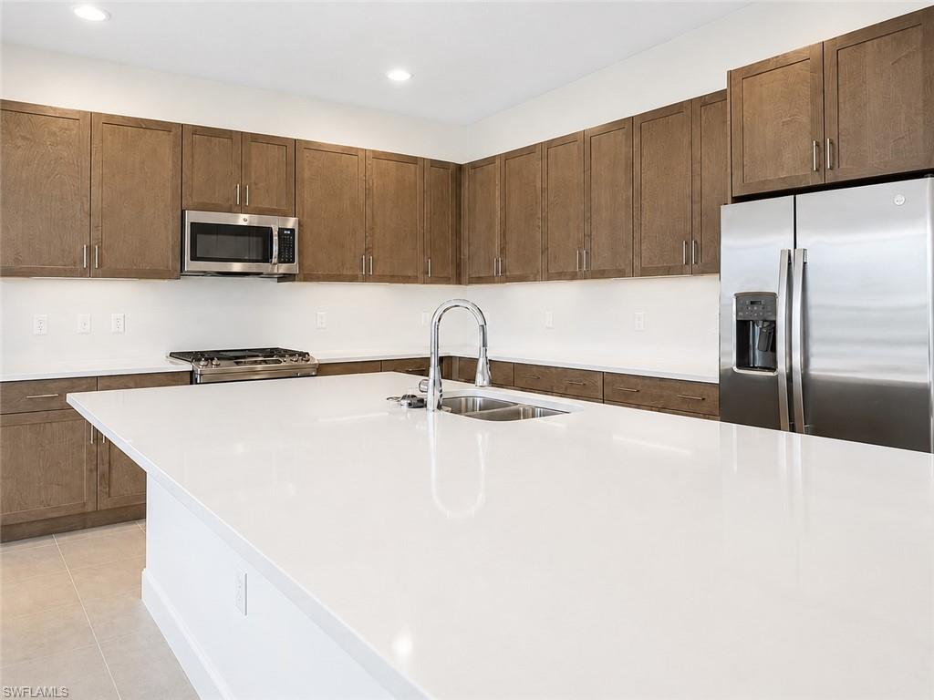 20921 Thistle Leaf LN photo 12