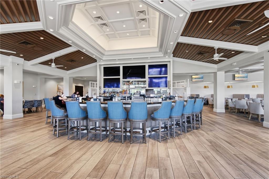 BAR & GRILL ROOM