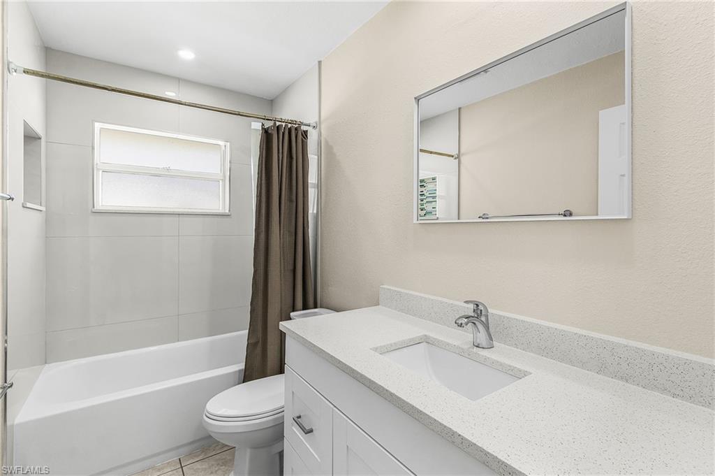 1204 SE 5th TER photo 24