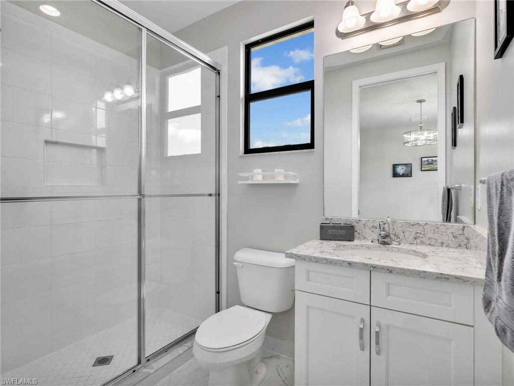 Bedroom 5 ENSUITE bathroom