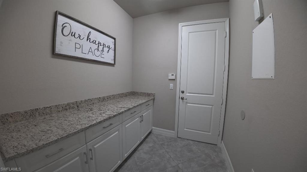 4716 Kensington CIR photo 11
