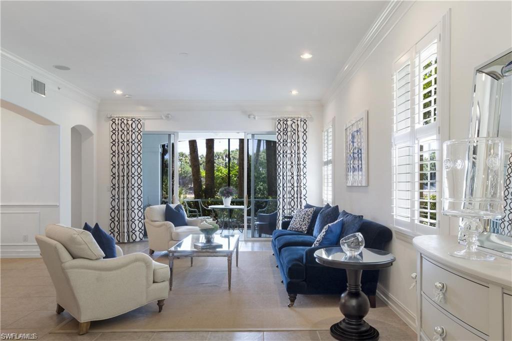 2864 Tiburon BLVD E 101