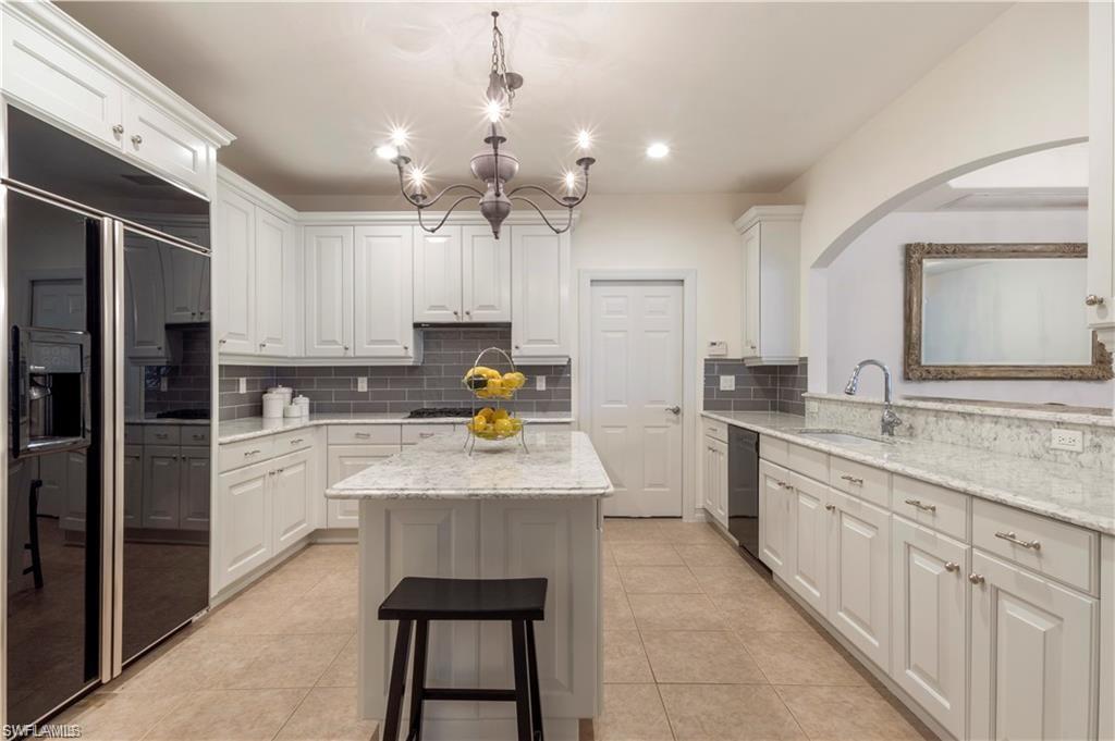 2864 Tiburon BLVD E 101 photo 8