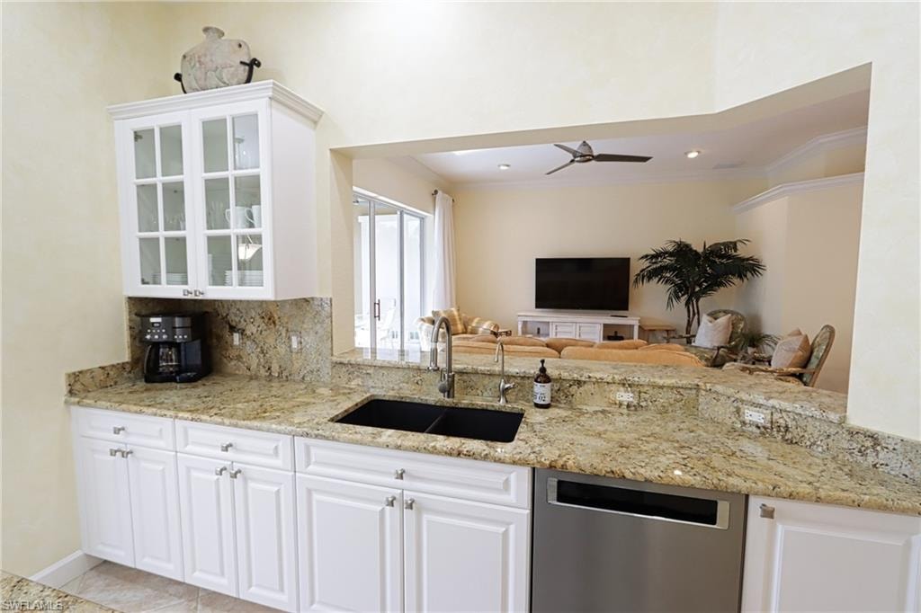 9616 Cypress Hammock CIR 201 photo 6