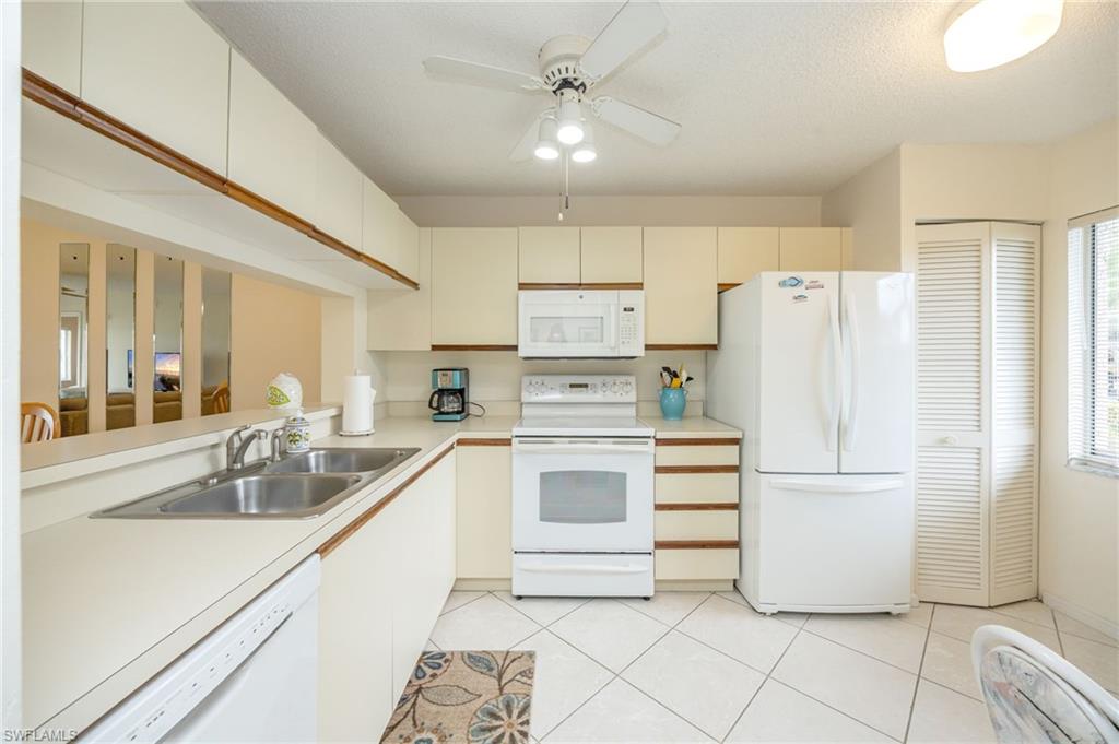 5950 Amherst DR A101 photo 10