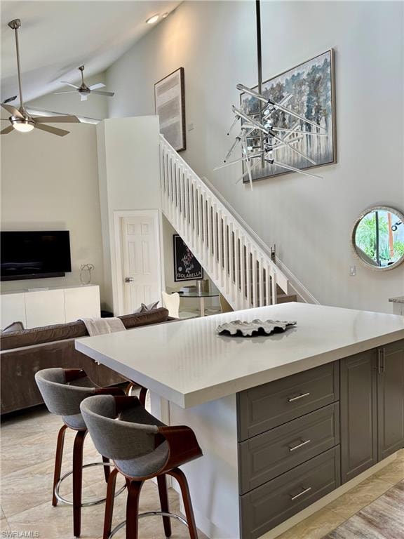 Kitchen Island/Breakfast Bar