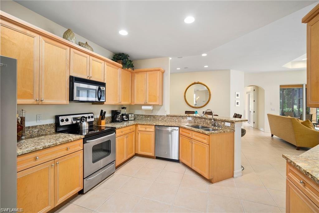 8519 Chase Preserve DR photo 10