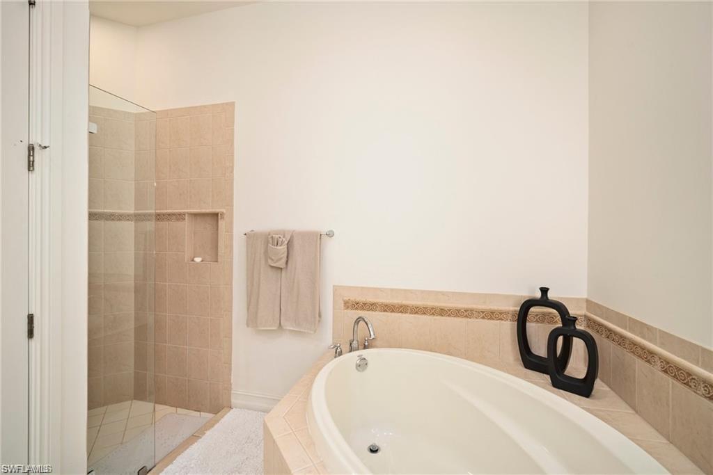 8519 Chase Preserve DR photo 15