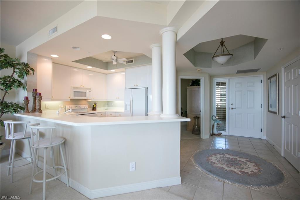 430 Cove Tower DR 1202