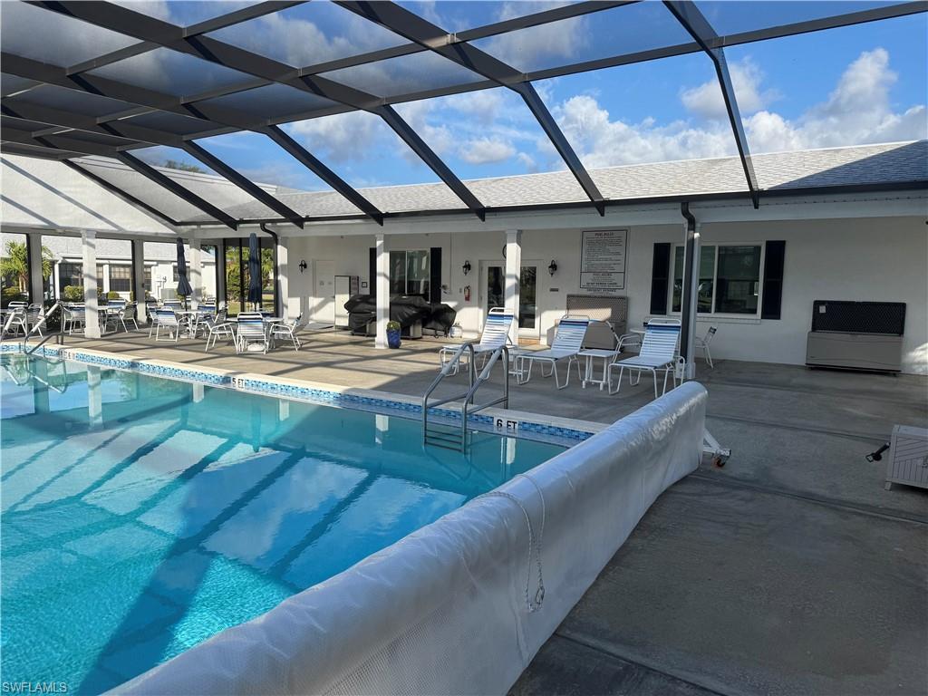 Community pool