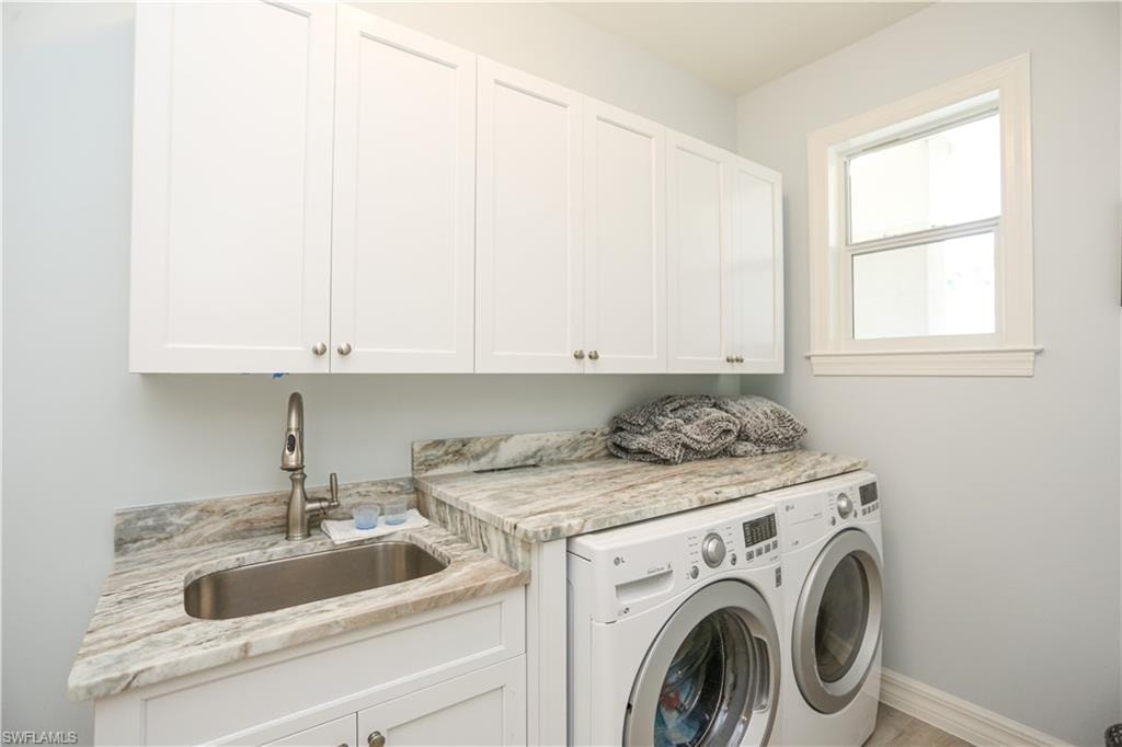 1480 Curlew AVE photo 7