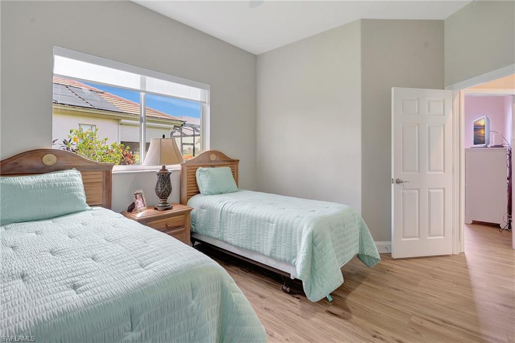 16112 Edgemont DR photo 31