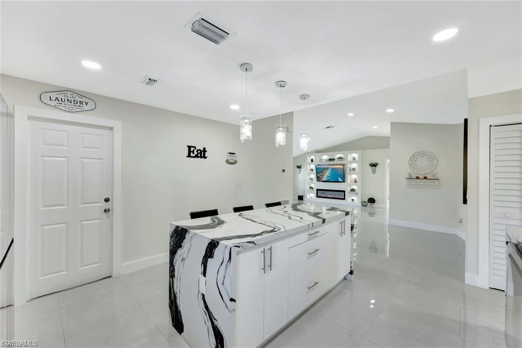 2320 SW 21st ST photo 11