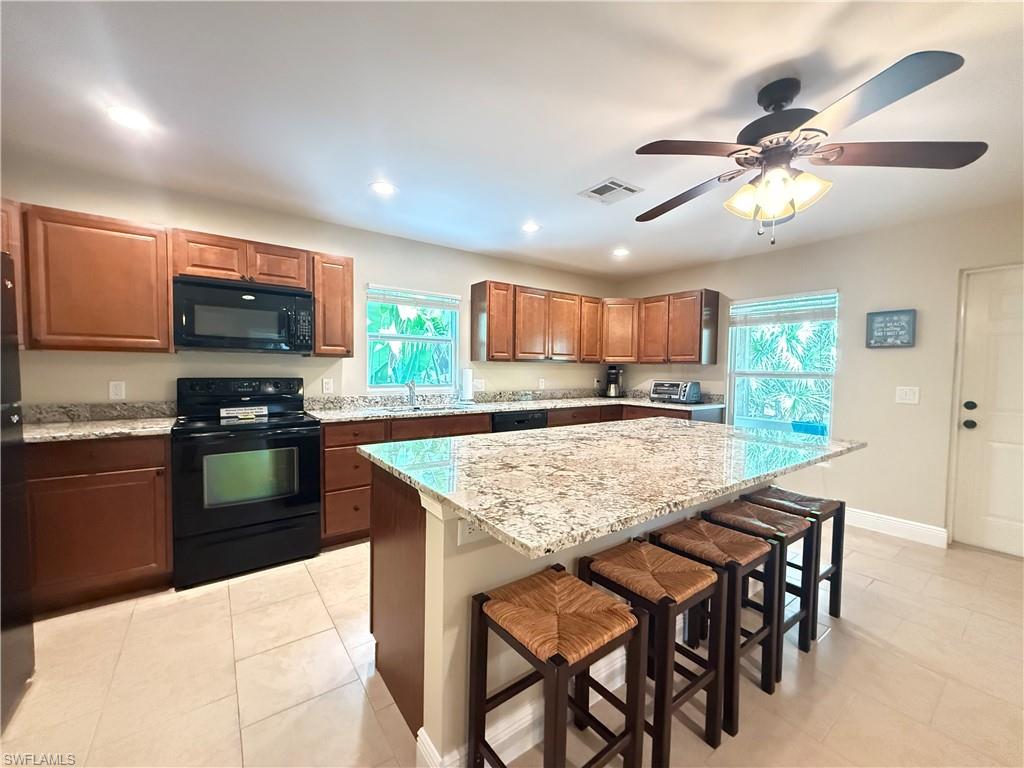 6140 Standing Oaks