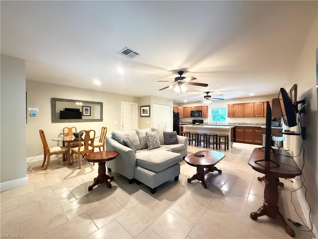 6140 Standing Oaks