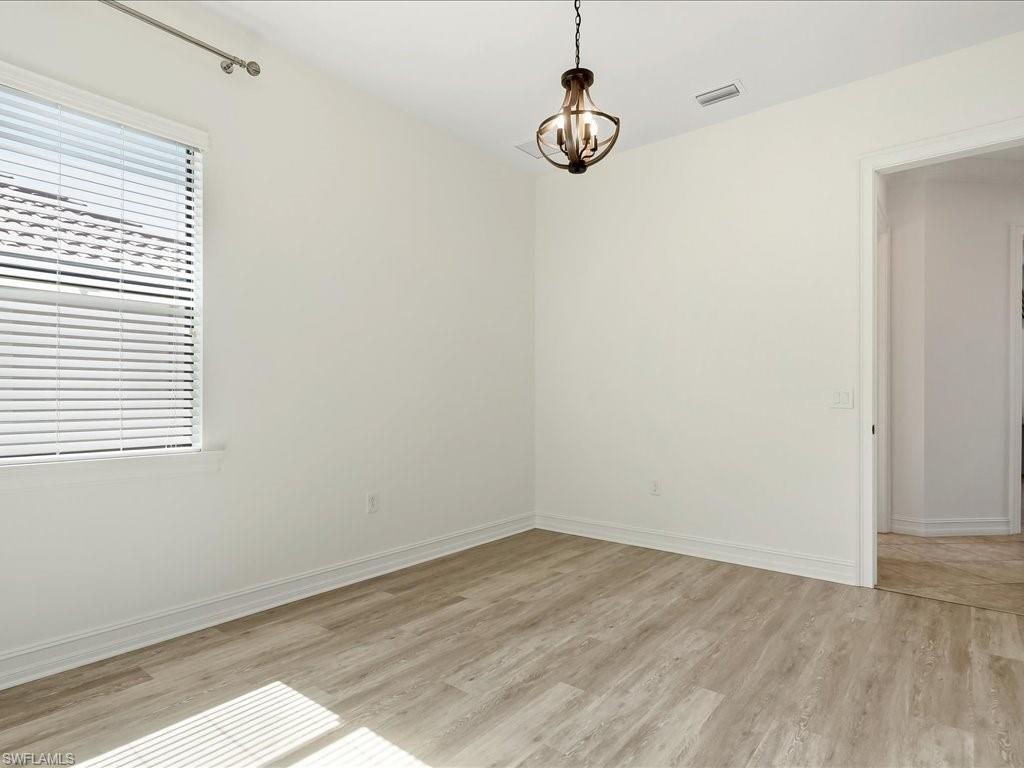1546 Mockingbird DR photo 27
