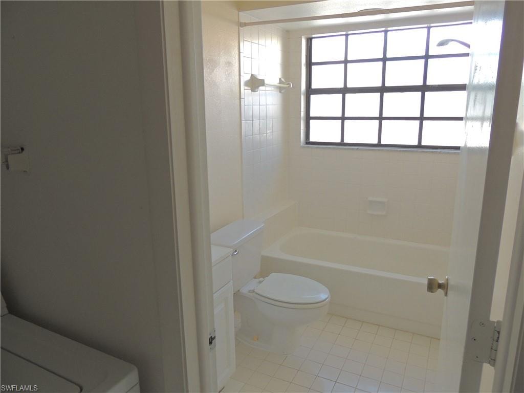 2ND BATHROOM